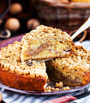 Apple Crumble Cake with Irish Cream Whip