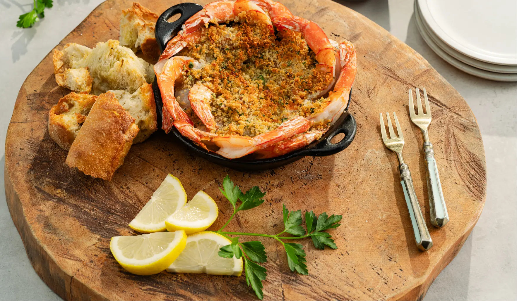 Shrimp Oreganata With Crusty Garlic Bread